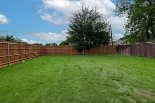 1625 Avenue D, Grand Prairie, TX 75051 - Photo 31