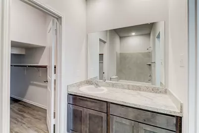 5104 Applegate Drive, Fort Worth, TX 76119 - Photo 9