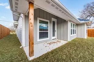 6818 Smithfield Rd, North Richland Hills, TX 76182 - Photo 25