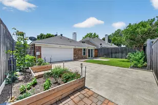 1557 Shannon Dr, Lewisville, TX 75077 - Photo 29