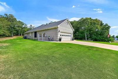 130 Cayuga Trail, Lake Kiowa, TX 76240 - Photo 31