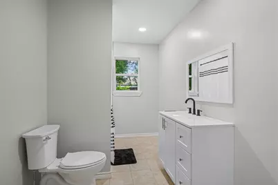 200 W Kansas Street, Van, TX 75790 - Photo 33