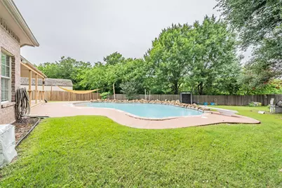 3917 Larkspur Drive, Haltom City, TX 76137 - Photo 21