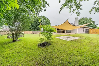 3917 Larkspur Drive, Haltom City, TX 76137 - Photo 23