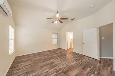 3917 Larkspur Drive, Haltom City, TX 76137 - Photo 15