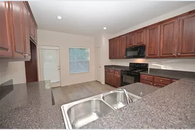 808 Bahar Court, Arlington, TX 76010 - Photo 7