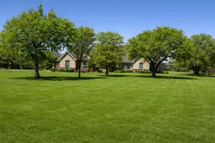 1253 Abigail Ln, Glen Rose, TX 76043 - Photo 1