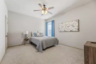 10853 Southbury Ln, Frisco, TX 75033 - Photo 33