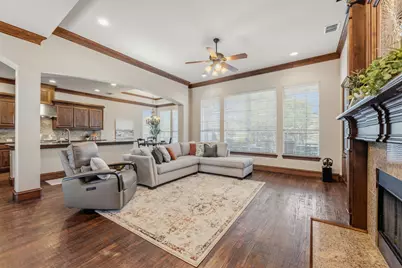 10853 Southbury Lane, Frisco, TX 75033 - Photo 11