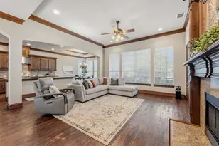 10853 Southbury Ln, Frisco, TX 75033 - Photo 11