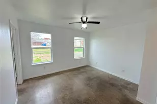 108 W Adams St, Itasca, TX 76055 - Photo 11