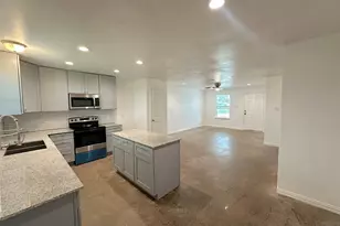 108 W Adams St, Itasca, TX 76055 - Photo 3