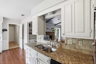 1910 Dancliff Dr, Dallas, TX 75224 - Photo 9