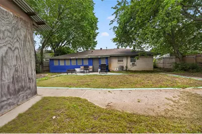 341 Blueberry Lane, Grand Prairie, TX 75052 - Photo 23