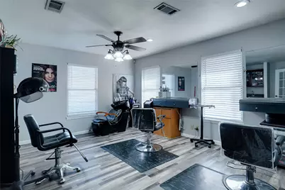 7298 Glenview Drive, Richland Hills, TX 76180 - Photo 13