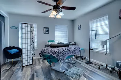 7298 Glenview Drive, Richland Hills, TX 76180 - Photo 15
