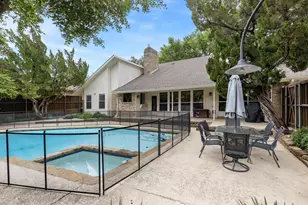17215 Graystone Dr, Dallas, TX 75248 - Photo 37