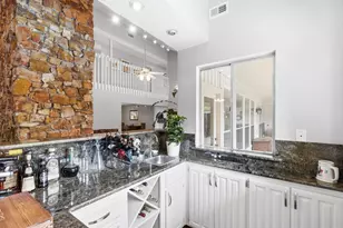 17215 Graystone Dr, Dallas, TX 75248 - Photo 9