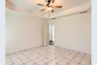 1202 Spell Avenue, Cleburne, TX 76033 - Photo 23