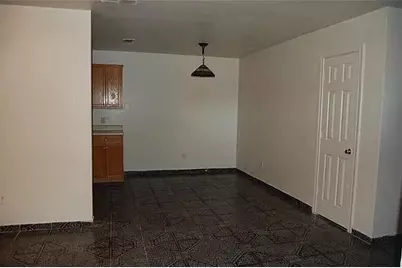 1202 Spell Avenue, Cleburne, TX 76033 - Photo 3