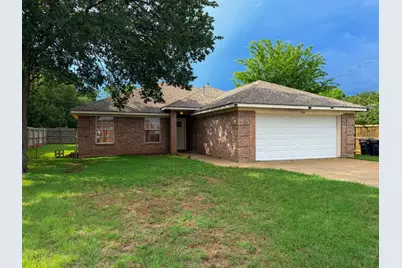 1202 Spell Avenue, Cleburne, TX 76033 - Photo 3