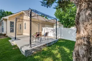 1375 Kingston Pl, Providence Village, TX 76227 - Photo 17