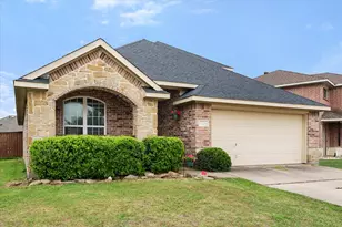 1650 Country Hills Dr, Waxahachie, TX 75165 - Photo 1