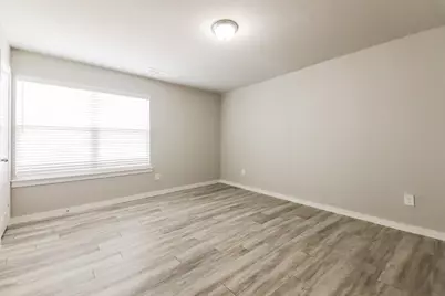 328 Niki Drive, Lewisville, TX 75057 - Photo 15