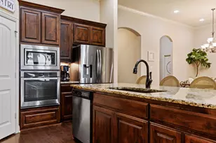 178 Oak Meadow Trail, Waco, TX 76657 - Photo 9