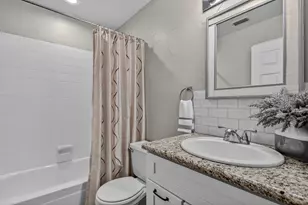 2305 Amhearst Ln, Flower Mound, TX 75028 - Photo 23