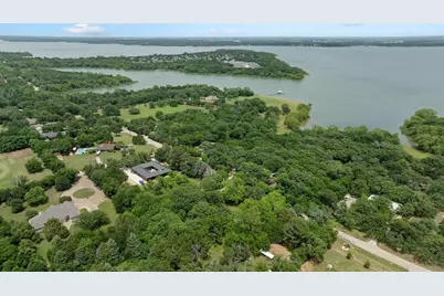 403 S Shady Shores Road, Shady Shores, TX 76208 - Photo 9