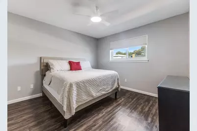 6037 Sandhurst Lane #C, Dallas, TX 75206 - Photo 7