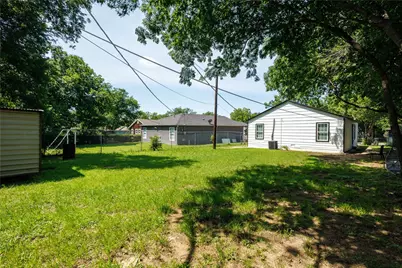 1809 Birdell Street, Fort Worth, TX 76105 - Photo 17