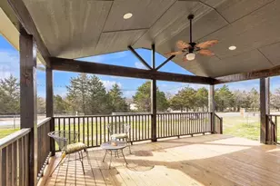 583 Hillcrest Cir, Gordonville, TX 76245 - Photo 13