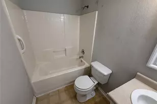10937 Rockstone Dr, Balch Springs, TX 75180 - Photo 17