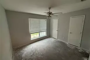 10937 Rockstone Dr, Balch Springs, TX 75180 - Photo 9