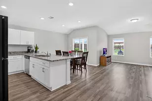 901 E 3rd St, Springtown, TX 76082 - Photo 9