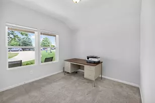 901 E 3rd St, Springtown, TX 76082 - Photo 15