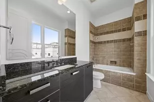 408 E 6th St, Fort Worth, TX 76102 - Photo 27