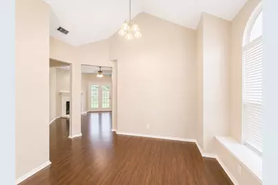 2012 Creek Royal Drive, Mesquite, TX 75181 - Photo 7