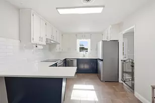 825 Lee Dr, Bedford, TX 76022 - Photo 5