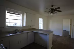 605 W Hill St, Grand Saline, TX 75140 - Photo 5