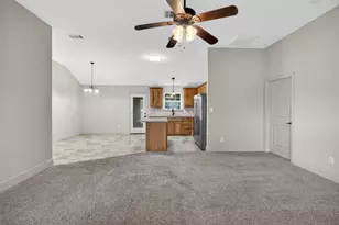 505 E 5th St, Springtown, TX 76082 - Photo 5