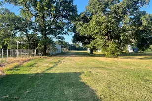 2031 E Fm 1396, Ivanhoe, TX 75447 - Photo 3