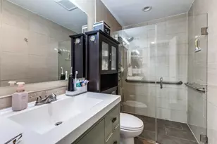 7832 Royal Ln, Dallas, TX 75230 - Photo 17