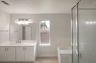 501 Coral Reef Ln, Glenn Heights, TX 75154 - Photo 17