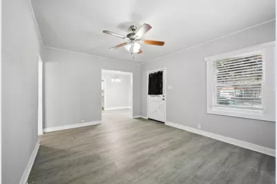 506 E 15th, Bonham, TX 75418 - Photo 13