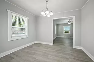 506 E 15th, Bonham, TX 75418 - Photo 17