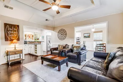 3821 Kelly Boulevard, Carrollton, TX 75007 - Photo 13