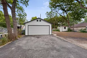 6025 Fairway Ave, Dallas, TX 75227 - Photo 29